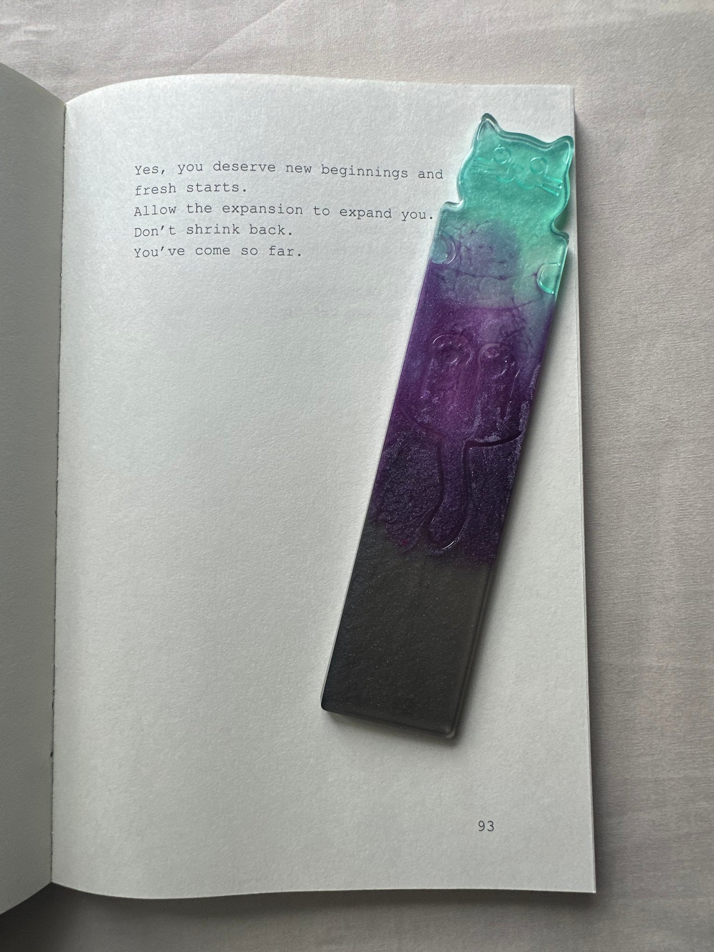 Cat-Shaped Resin Bookmark